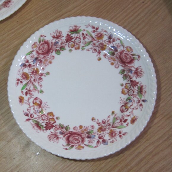 8 Johnson Bros WINSOR WARE Dishes "Margaret Rose" Made in England - Picture 5 of 6